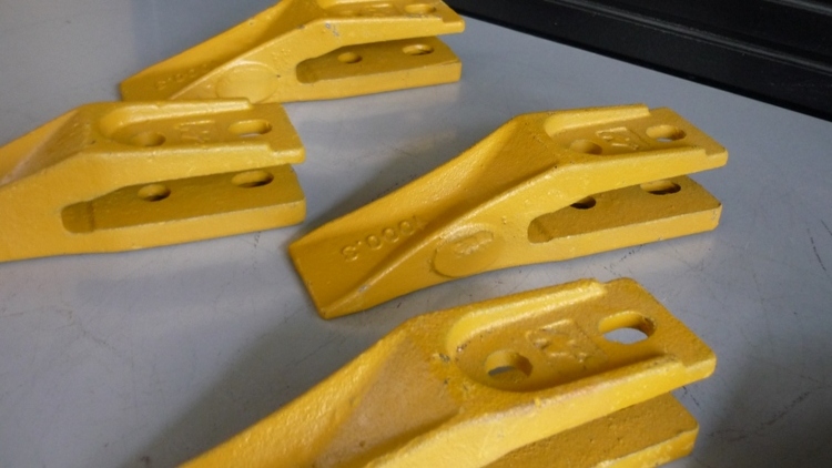 Villas_csavaros_munkagep_korom_vetites (7).JPG